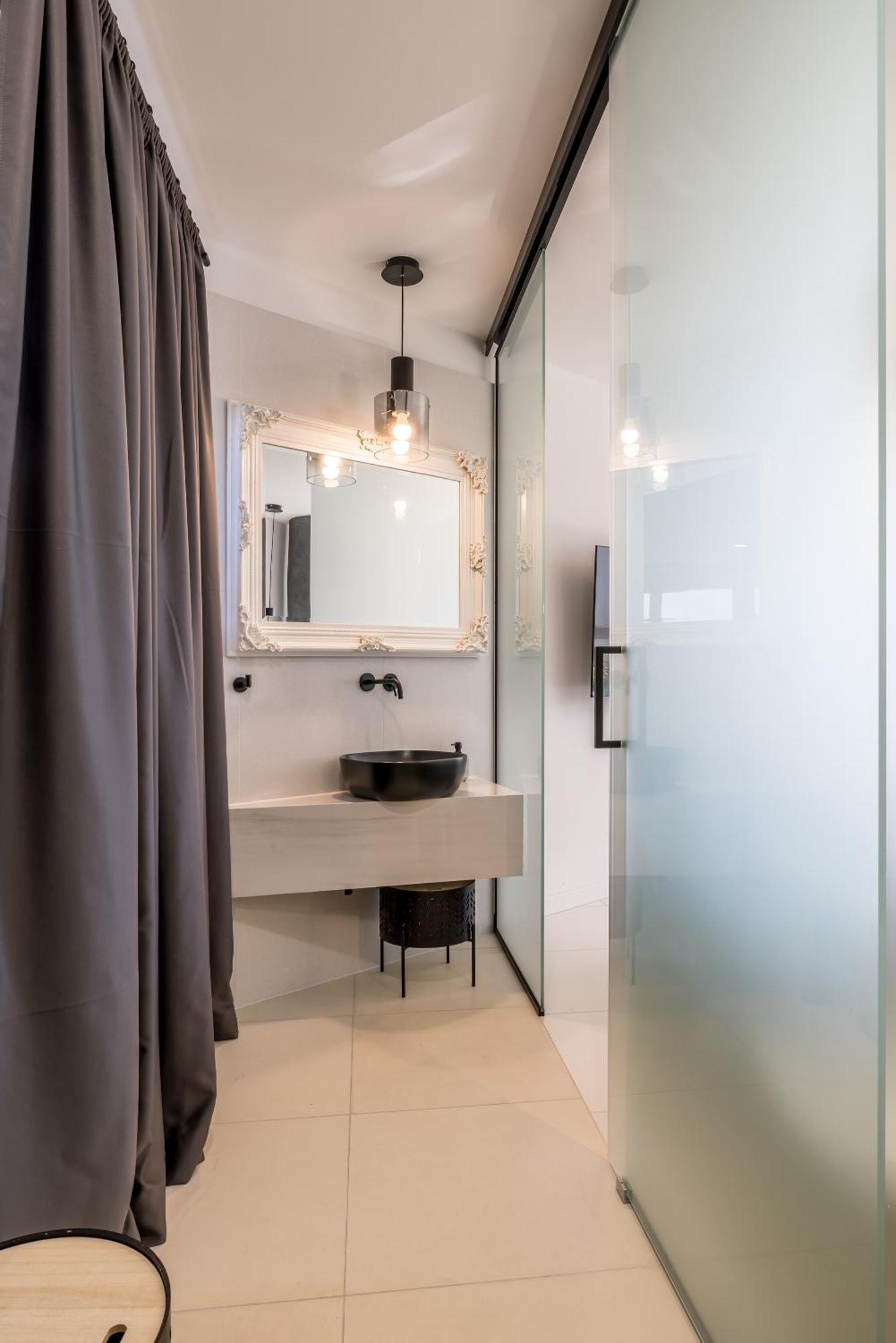 Luxury Apartment